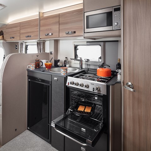 Edge 464 Kitchen with Microwave