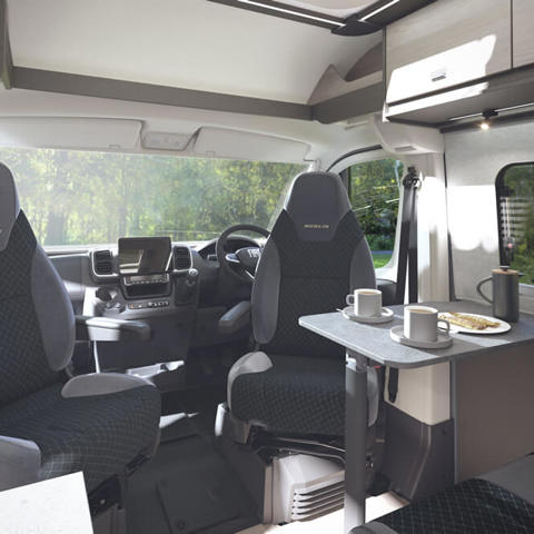 Merlin 174 front lounge