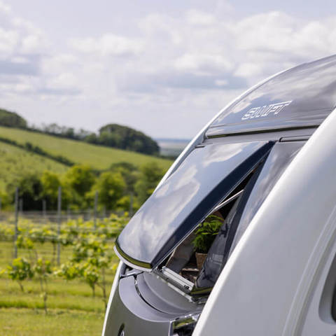Conqueror  645 Exterior
