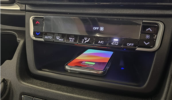 Ascari wireless phone charger pad