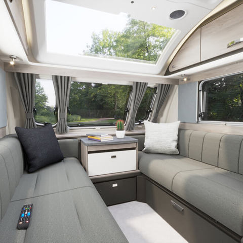 Challenger 580 lounge (Elephant furnishing)