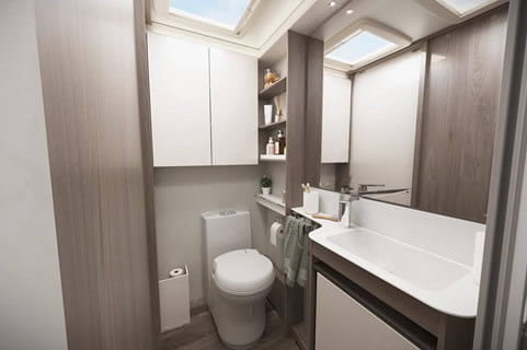 Swift Challenger Exclusive bathroom