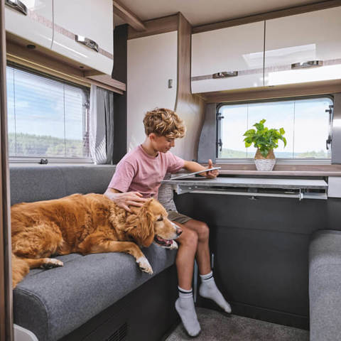 Voyager 574 Seats