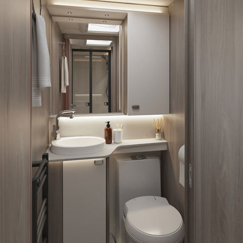 2026 Conqueror 560L Washroom