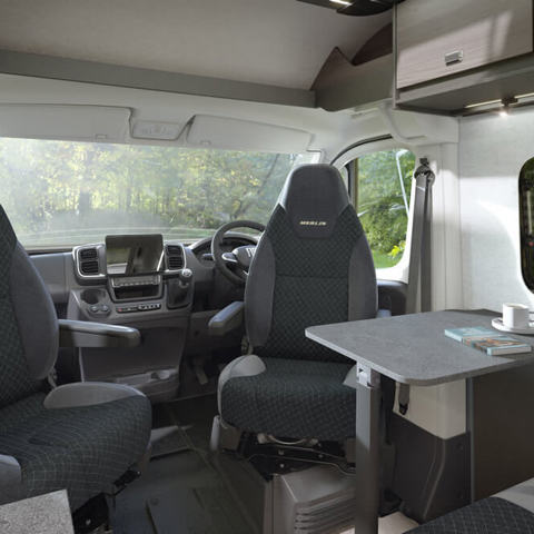 Merlin 164 front lounge