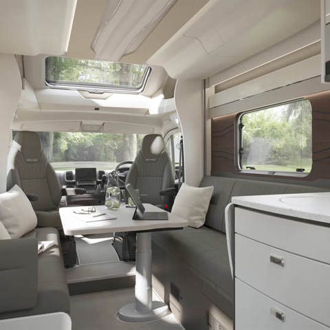 Kon-Tiki 740 lounge