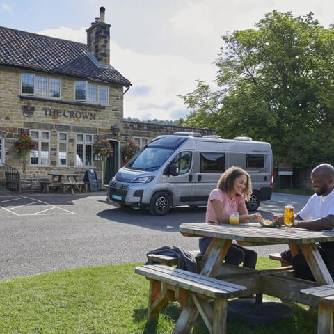 Carrera Outside Pub