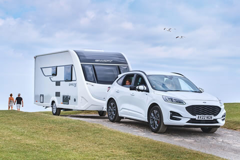 Beginners caravanning: caravan towing laws & speed limits