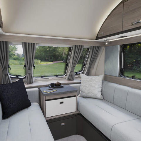 2026 Challenger 390 Frontlounge