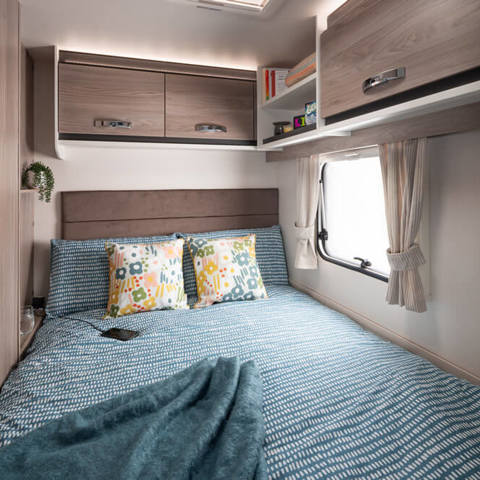 Sprite Grande Quattro FB bedroom