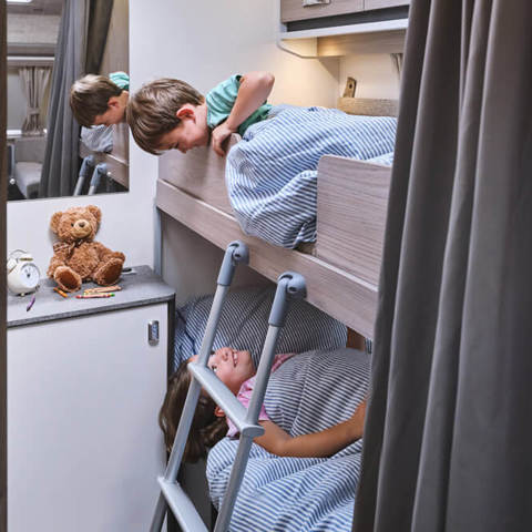 2026 Sprite Alpine 4 DB Lifestyle Beds