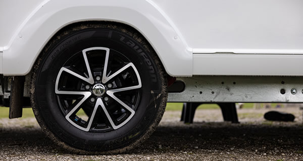 Caravan tyre
